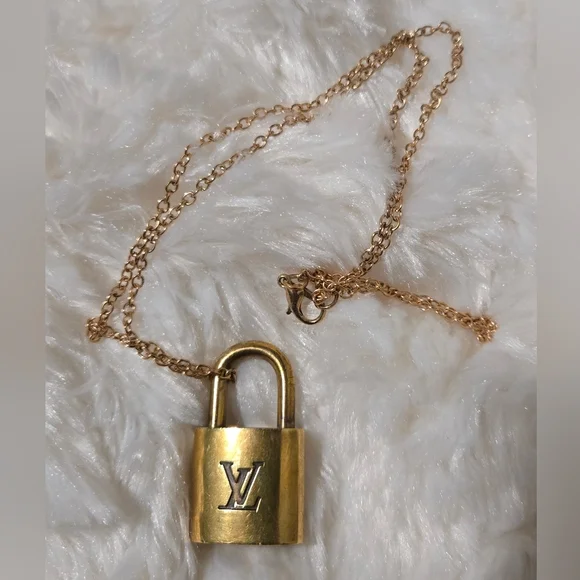 Louis Vuitton Lock #321 - Picture 1 of 6